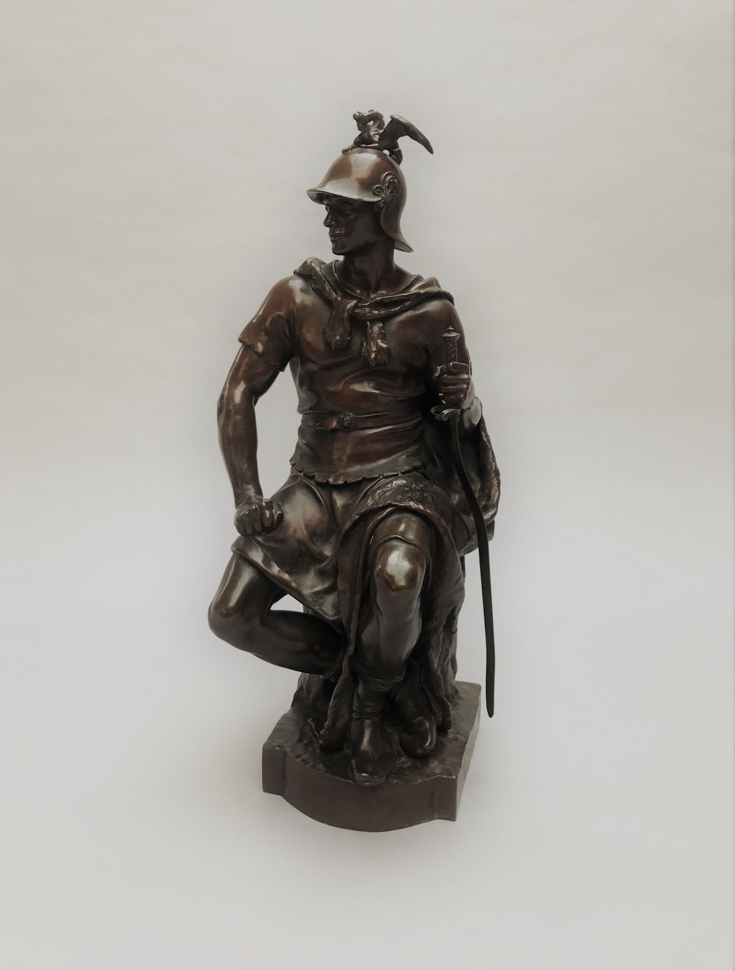 Paul DUBOIS (1829-1905) - Le Courage militaire - Importante sculpture en bronze [...]