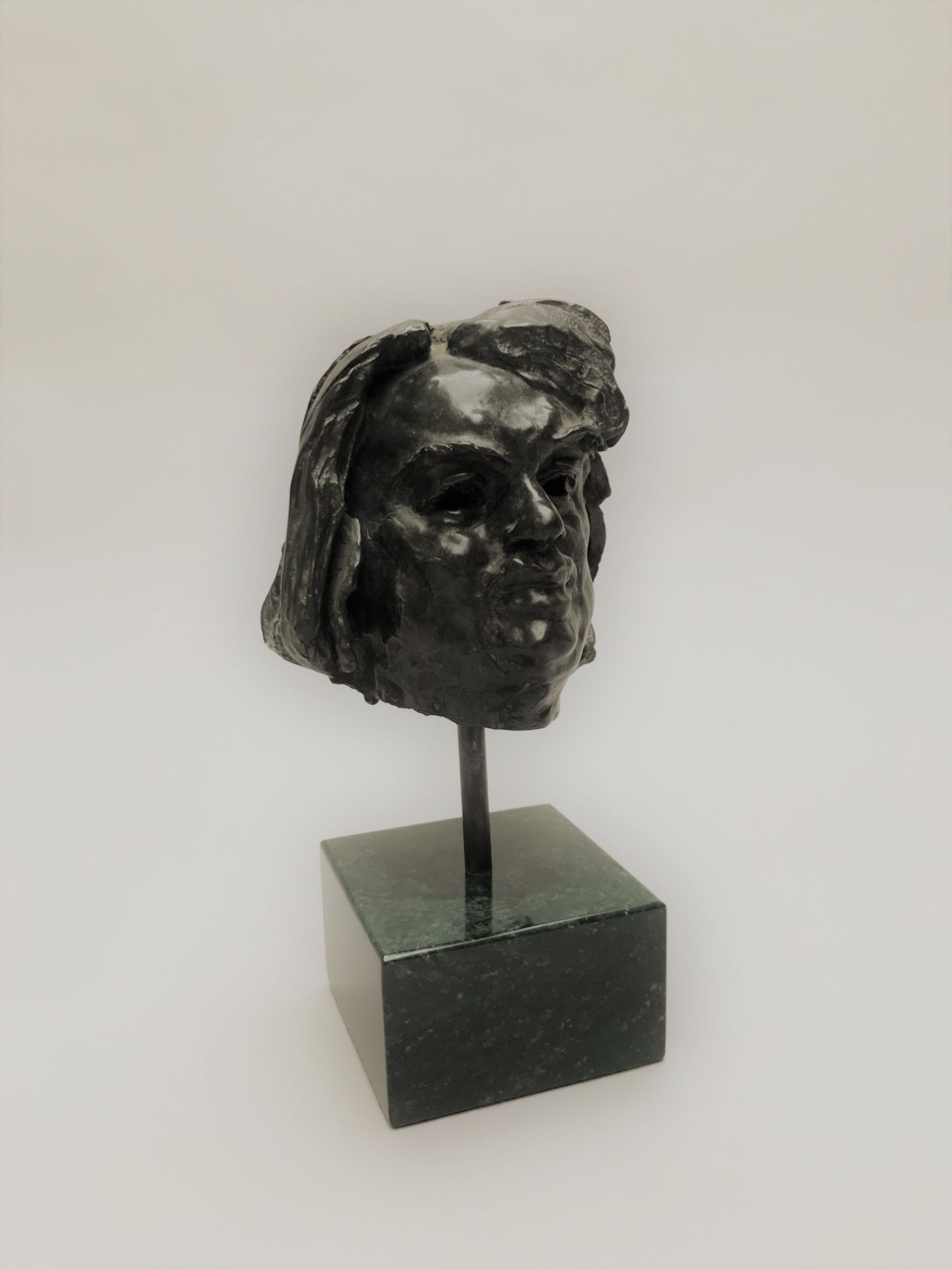 AUGUSTE RODIN (1840-1917), D'APRES - Tête de Balzac - Épreuve en bronze à la [...]