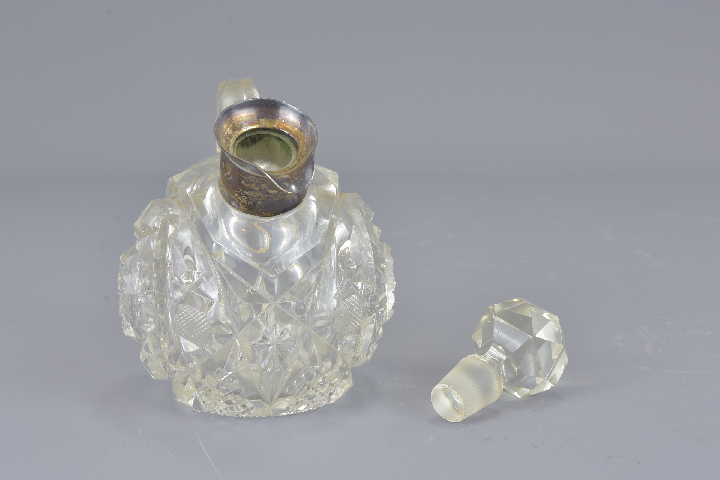 A cut glass vigegar bottle with mounted silver col - Image 3 of 3