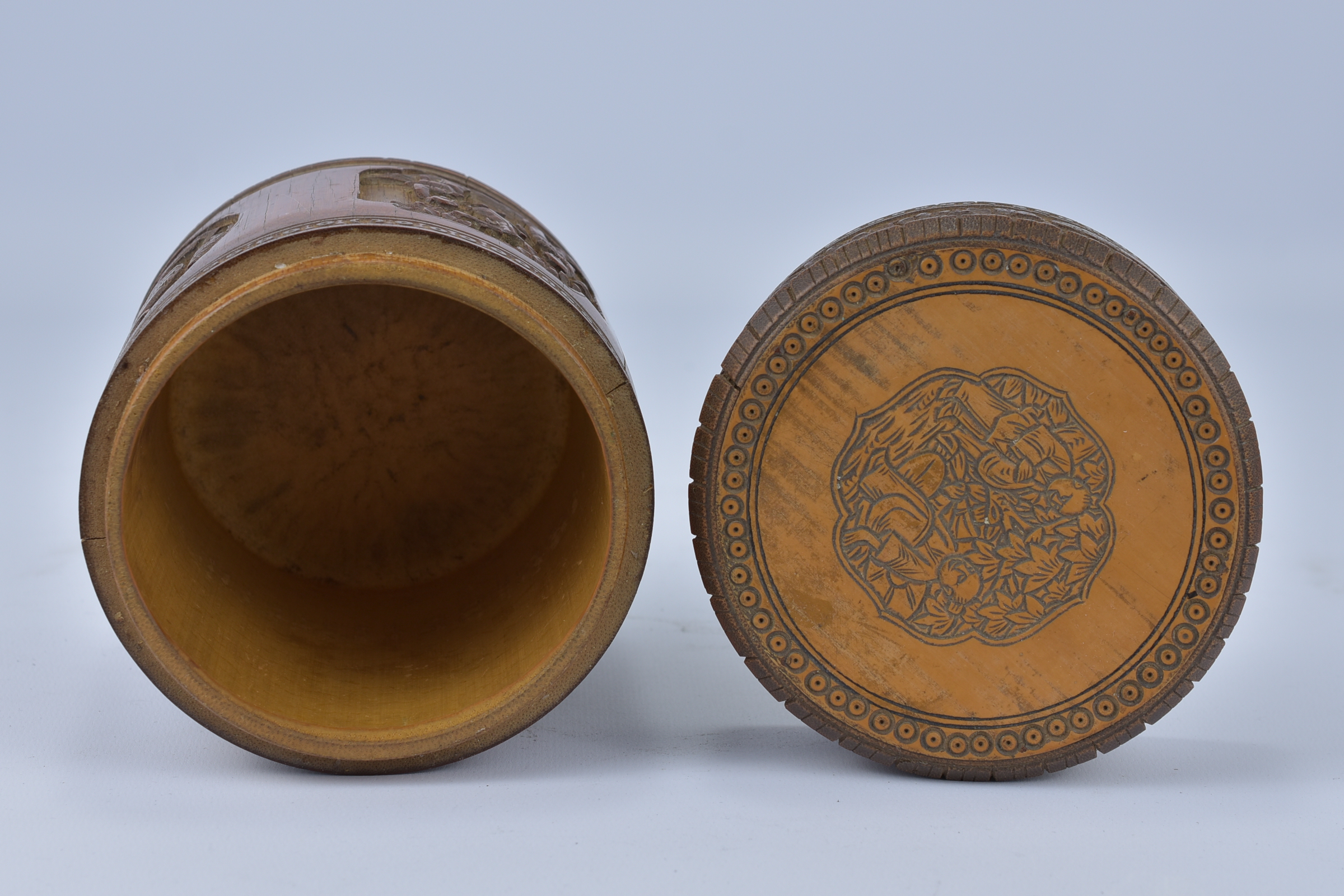 A Chinese Bamboo Box and Cover. 15.9cm tall - Image 5 of 5