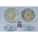 Five 18th/19th Century Blue and White porcelain items. 23.5cm, 22.3cm, 15.8cm, 15.8cm, 8cm