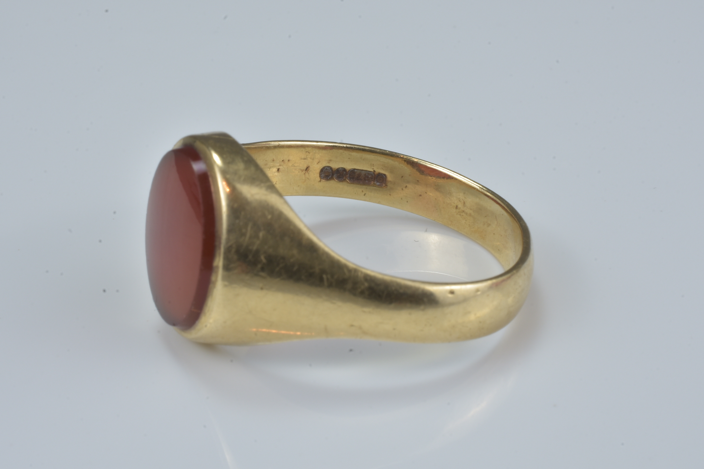 9ct gold ring with agate stone. Size W - Image 4 of 4
