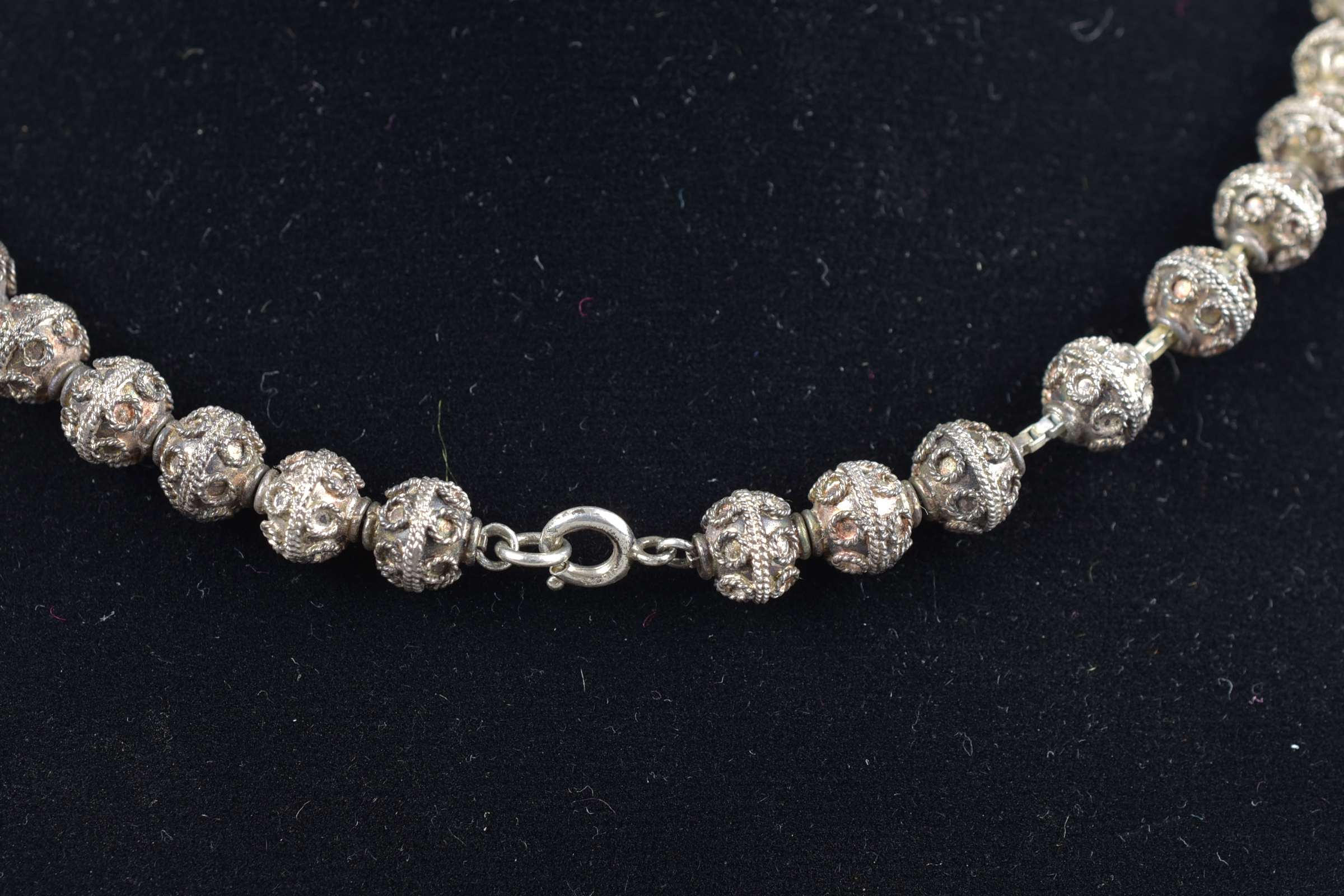 Islamic 19/20th century silver-coloured metal prayer bead necklace - Image 4 of 4