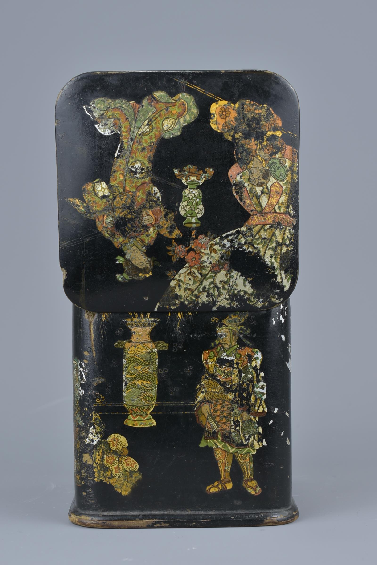 A Japanese lacquer Tea Caddy with Gold Gilding decorated with figures in garden. 11cm x 11cm - Image 3 of 4