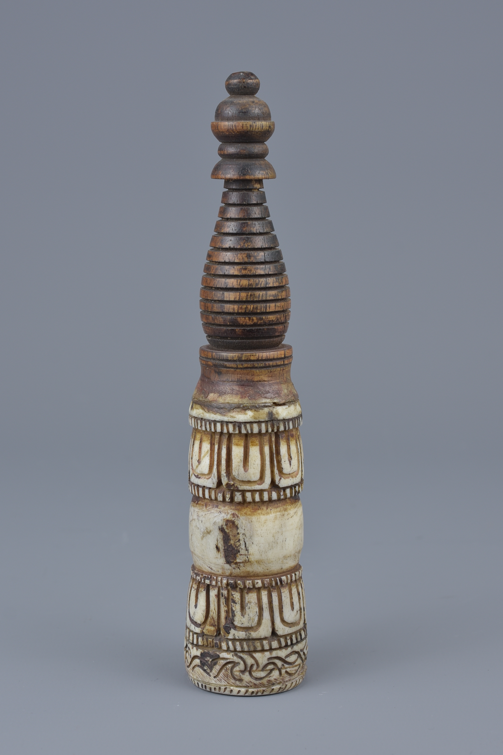 A Tibetan seal carved in wood with spiral handle. 7cm height - Image 2 of 4