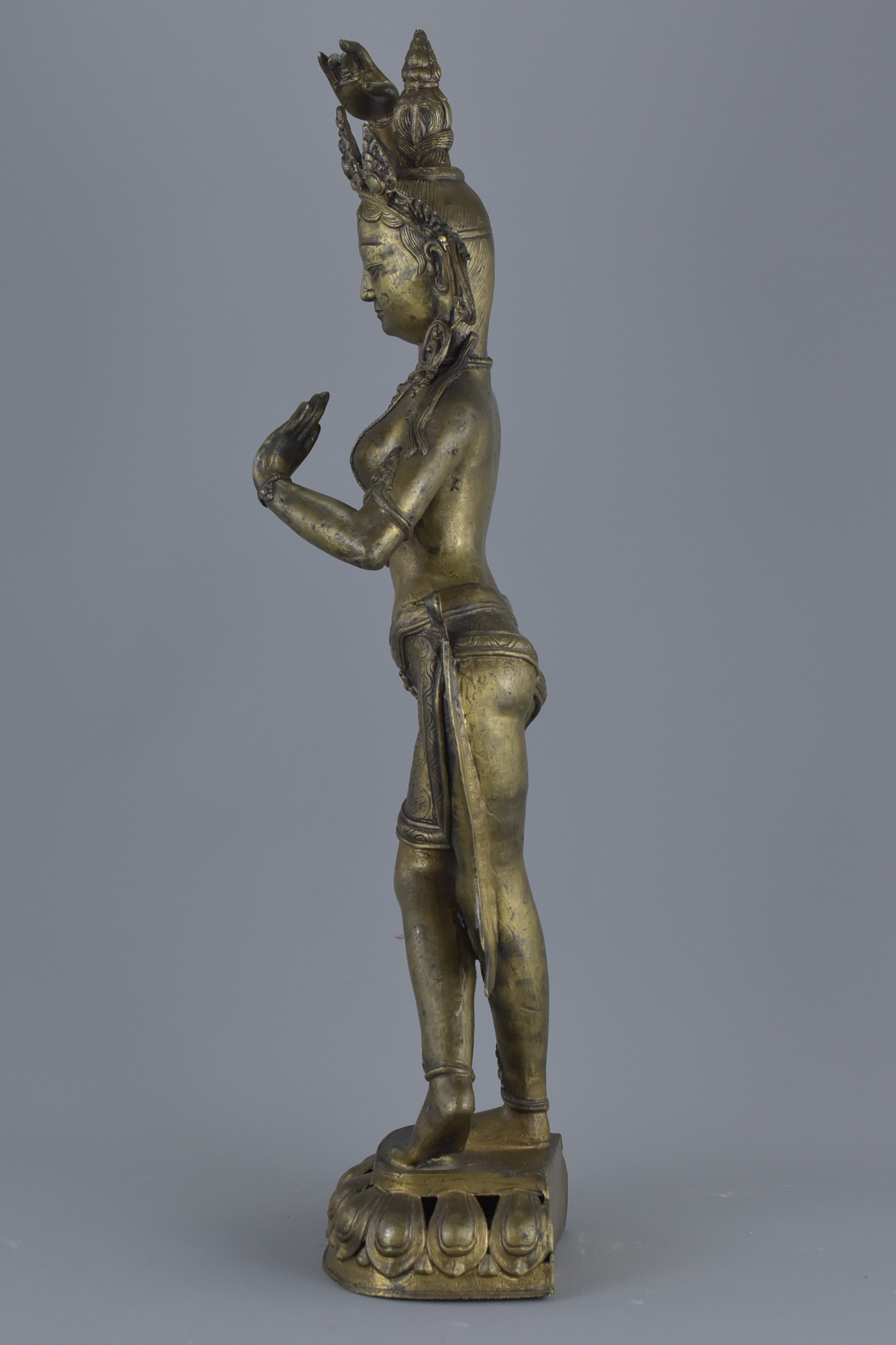 A tall Tibetan bronze standing dancing Tara figure on stand. 57Cm tall - Image 3 of 5