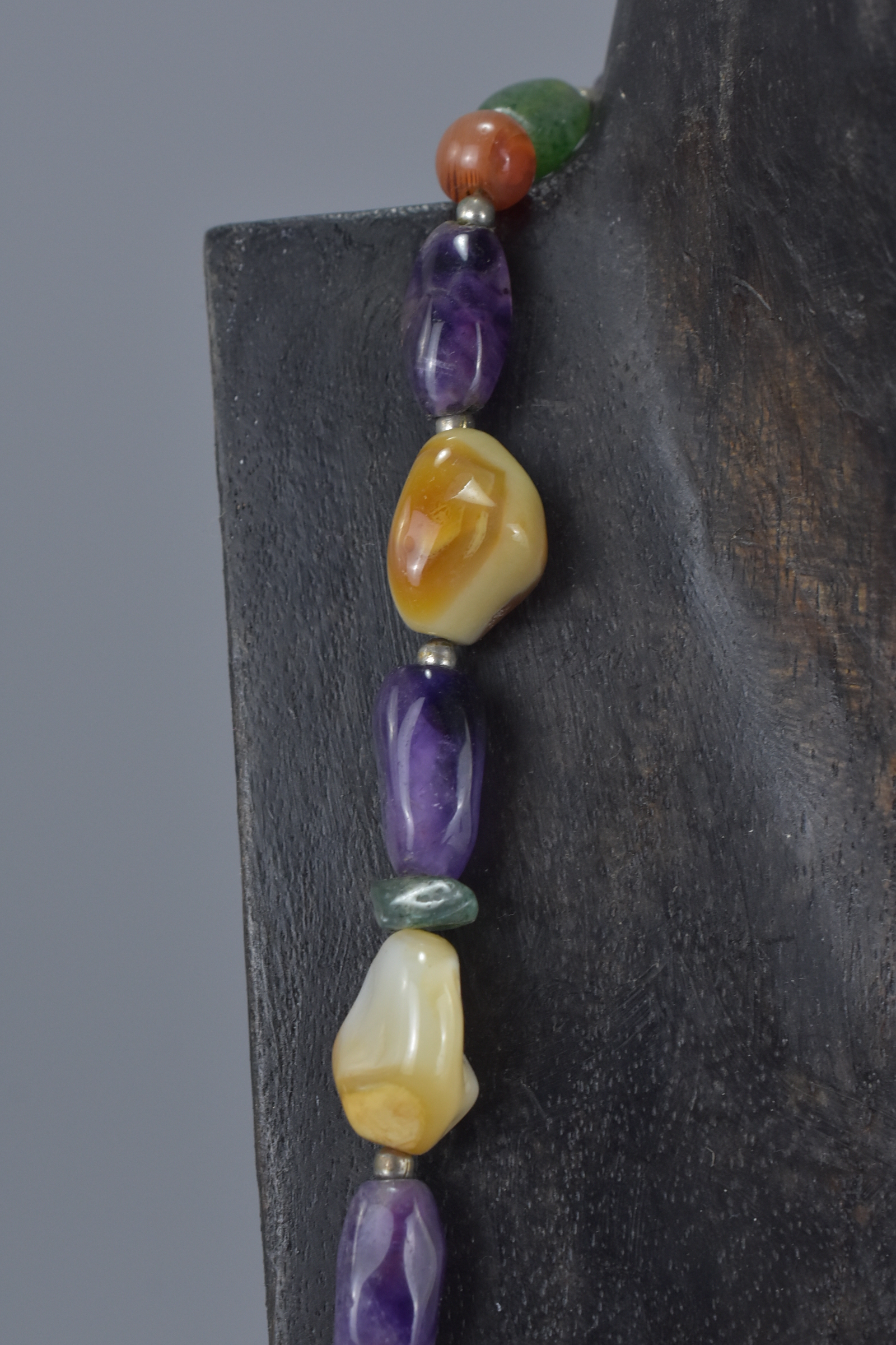 Natural Polished Stone Necklace - Image 6 of 6