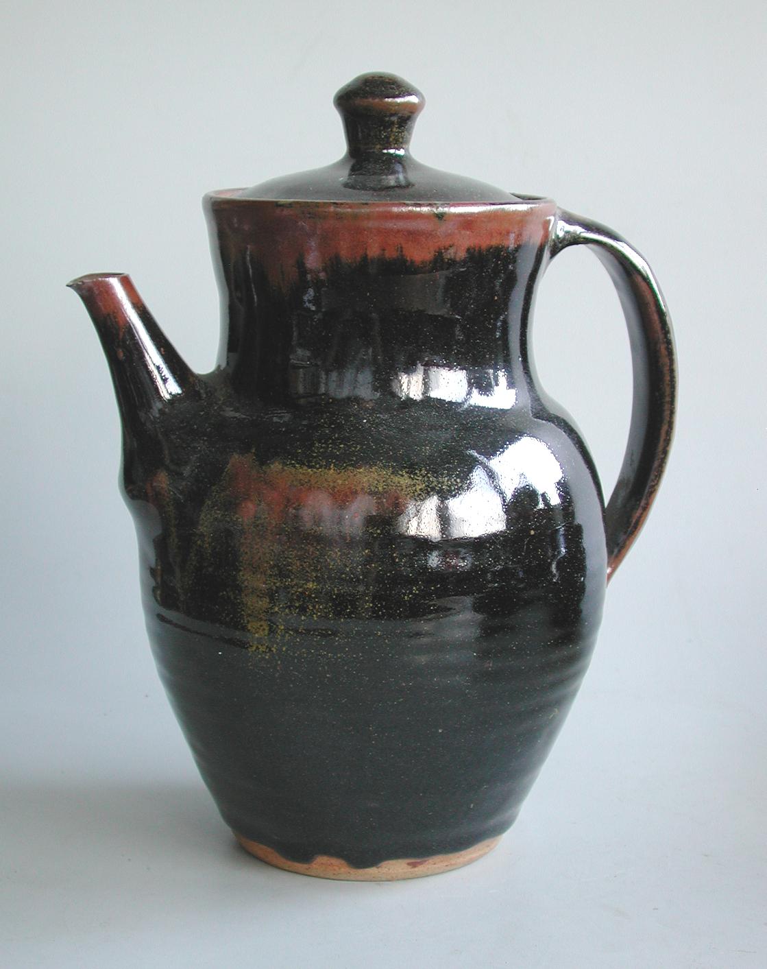 A group of 11 British Studio Pottery – Winchcombe / Sidney Tustin comprising of coffee pot, tea pot, - Image 3 of 10