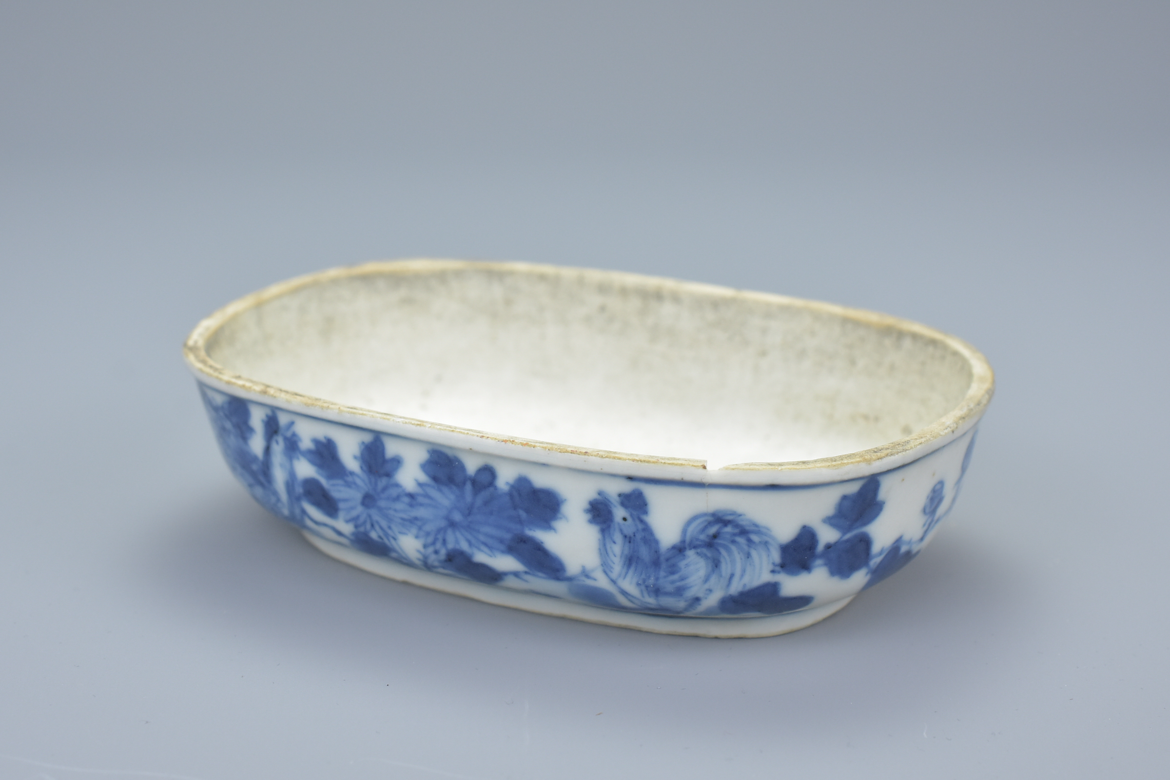 Three Chinese 19th century Porcelain Bird Baths, two Famille Rose examples and one blue and white, 1 - Image 2 of 9