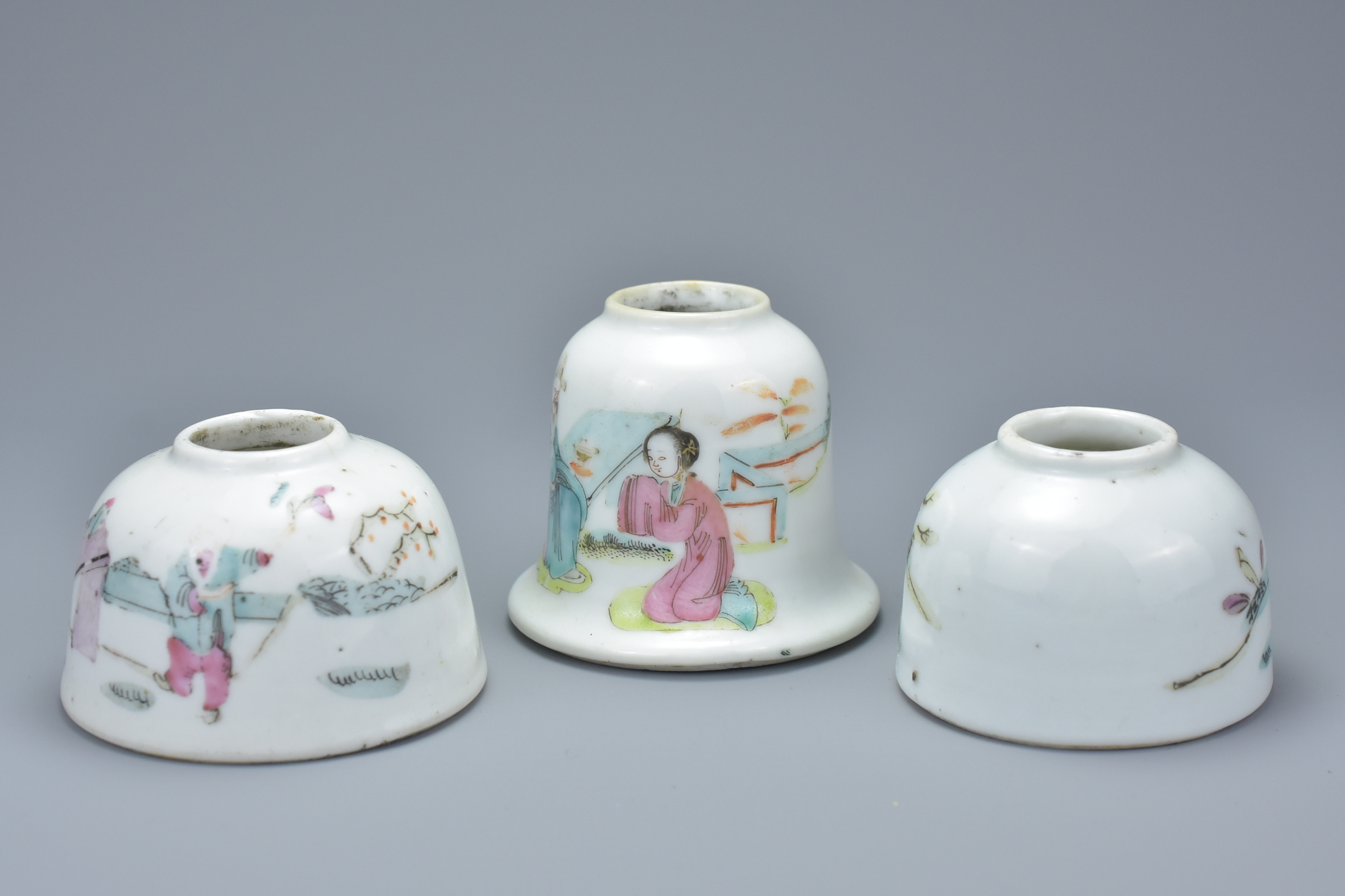 Three Chinese Late 19th century Famille Rose Porcelain Water Pots, 6cms wide (3) - Image 2 of 4