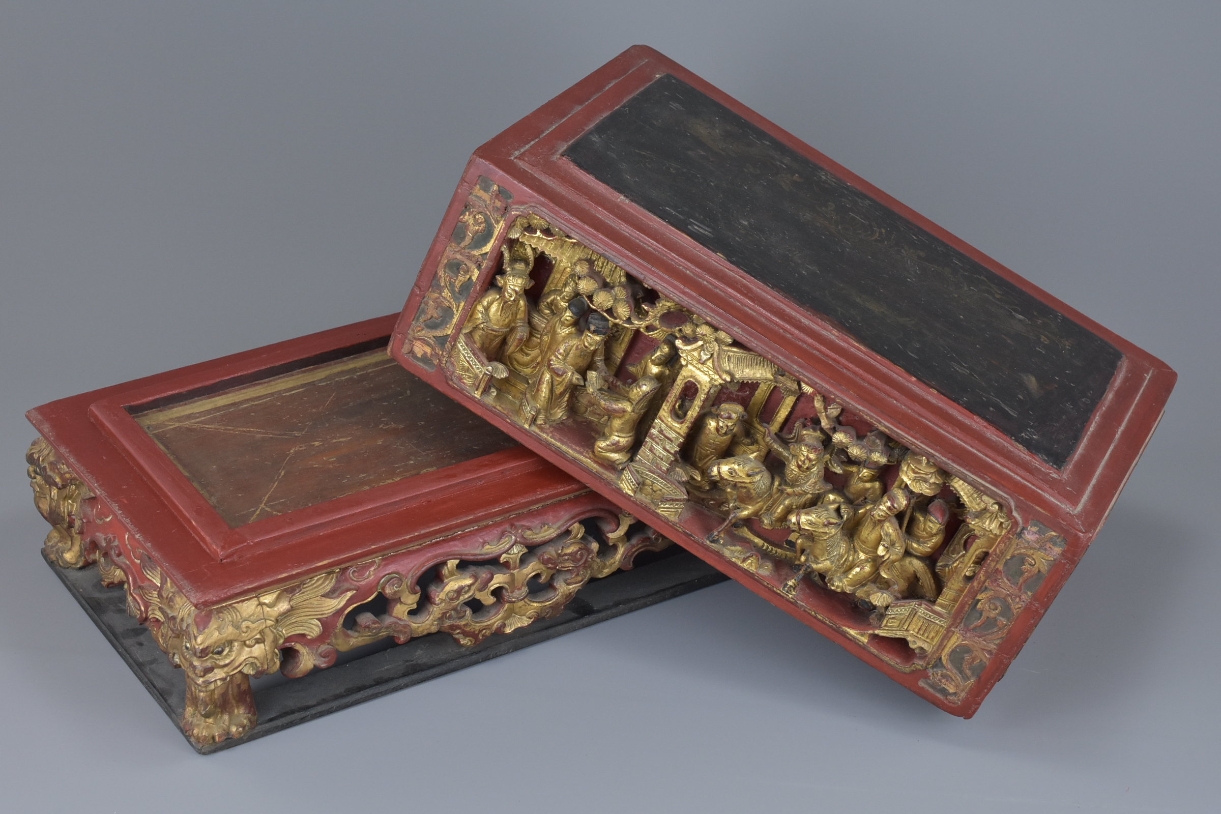 19th century Chinese Red Lacquered Wooden Box and Cover with Gilded Decoration, profusely carved wit - Image 5 of 7