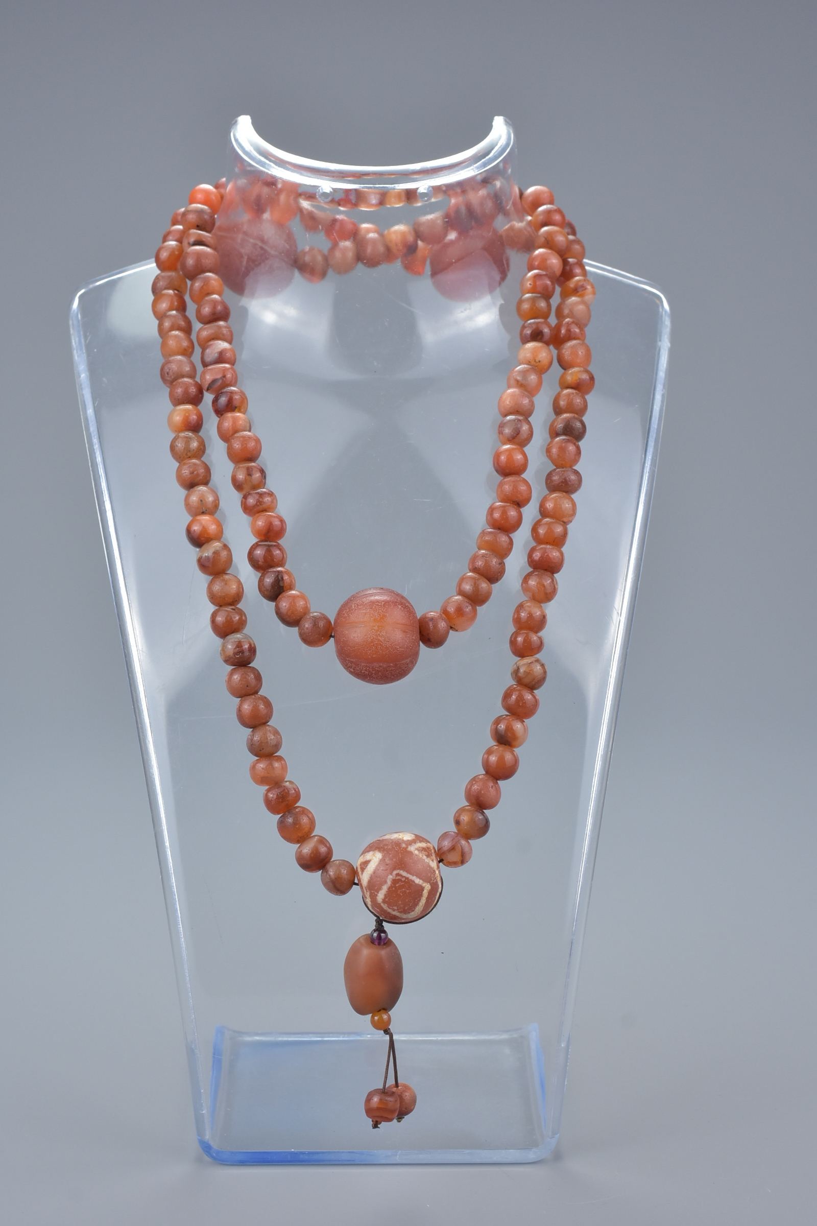 Chinese Red Agate Bead Necklace, approximately 72cms long