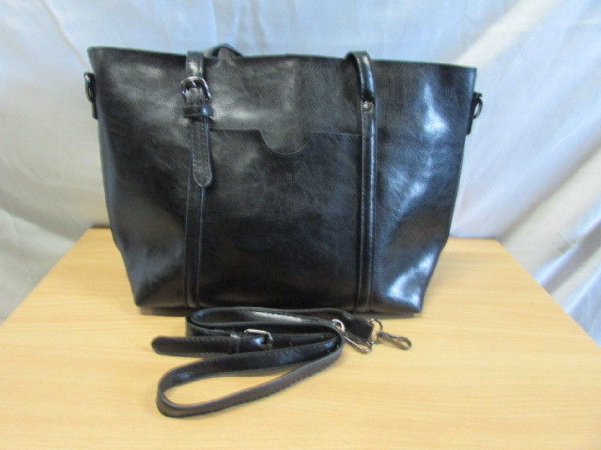 Black Everyday Tote (New Without Tags) [Ref: Mi-Tub 5]-Mi