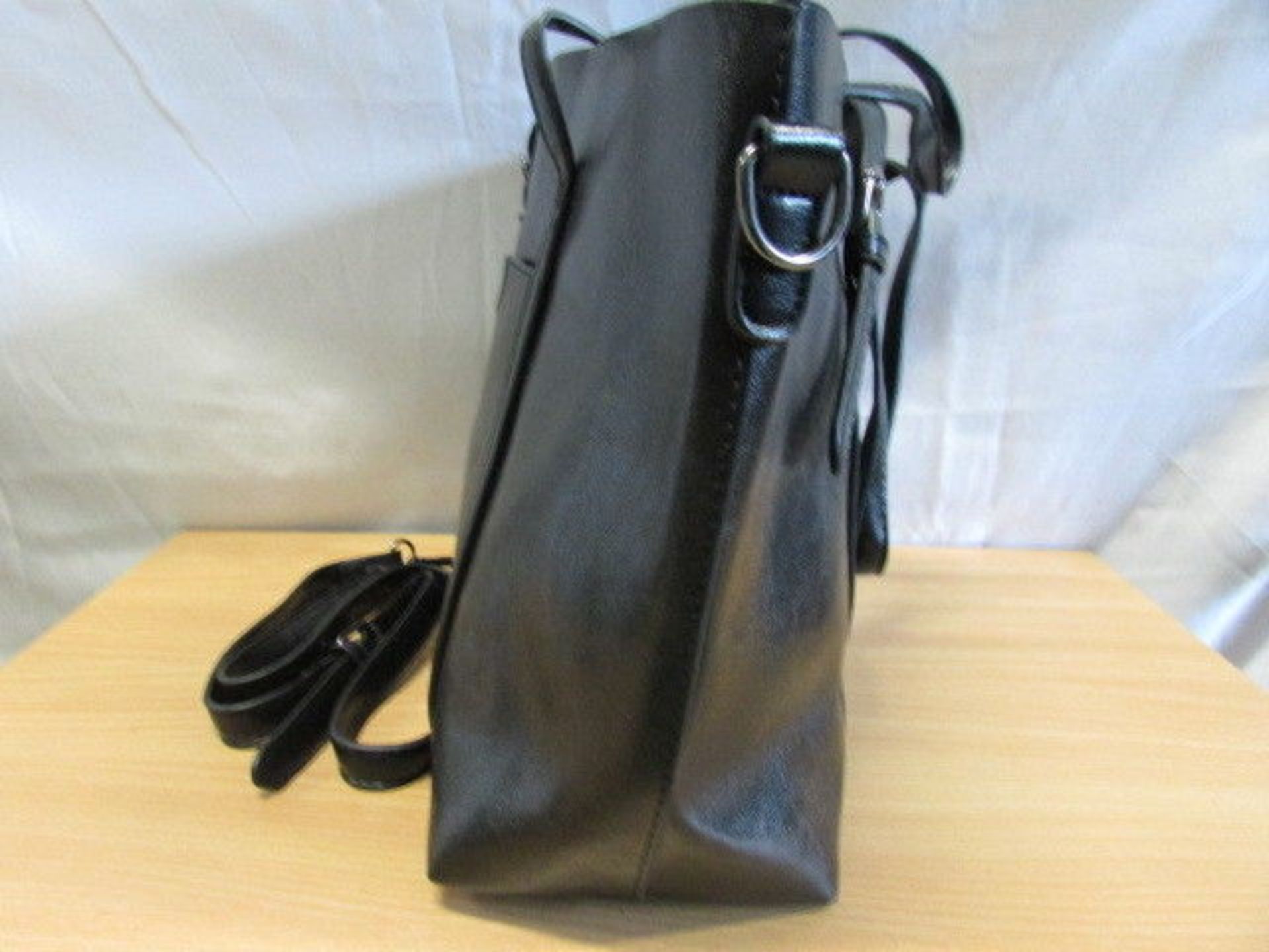 Black Everyday Tote (New Without Tags) [Ref: Mi-Tub 5]-Mi - Image 3 of 4