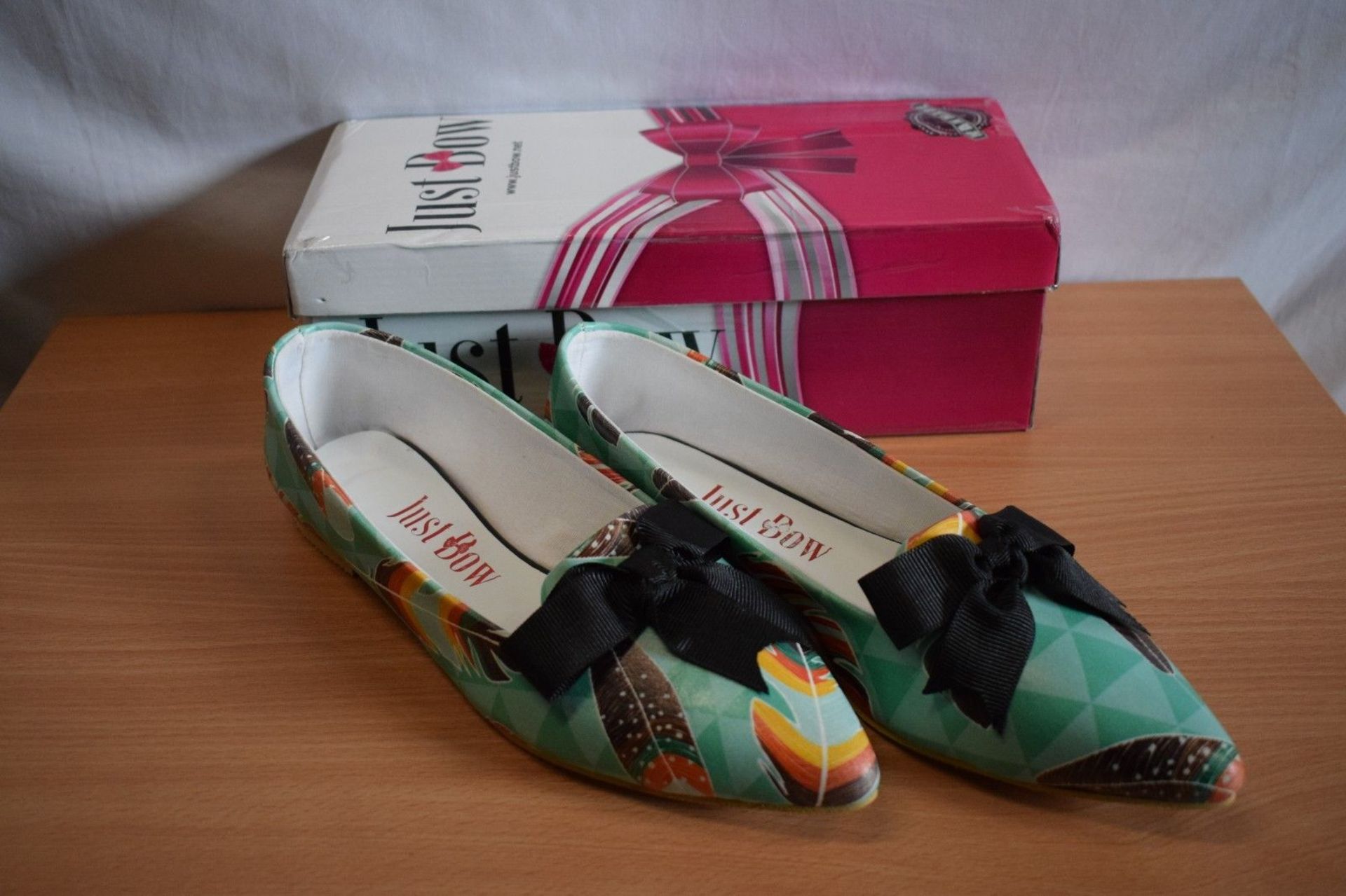 Just Bow Green And Orange Feather Flat (Uk Size:8/Euro Size:42) (New With Box) [Ref: 8681441150923-