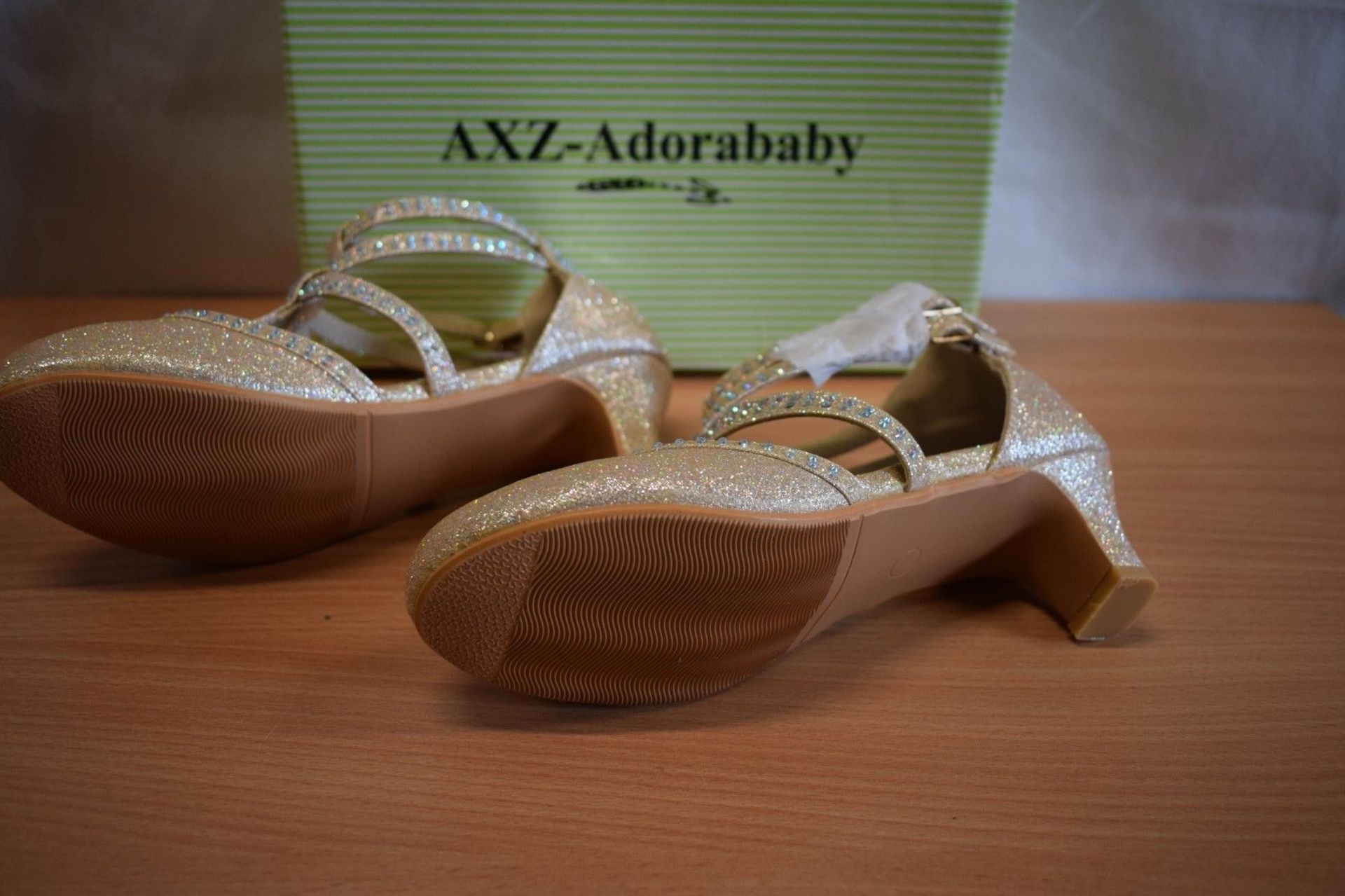 Adorababy Champagne Double-Buckle Pump (Uk Size:13/Us Size:1) (New With Box) [Ref: 43846116-M-002] - Image 4 of 4