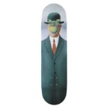 The Skateroom Le fils de l’homme 1 skateboard - Edition of 250 80 x 20 cm [...]