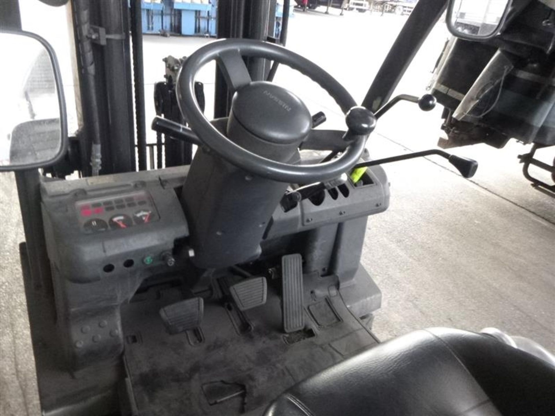 Nissan FD01A 18 PO Triple Mast Diesel Forklift Truck - 3R1-3 - Image 8 of 12