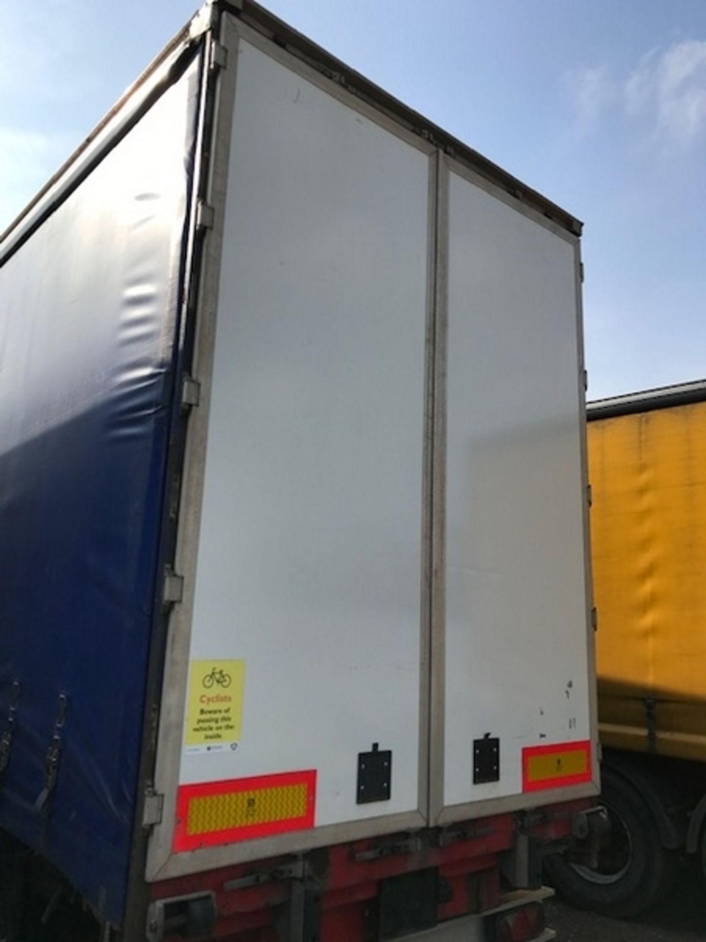 Montracon Curtainside Trailer Tri Axle - 50P20-1 - Image 2 of 6