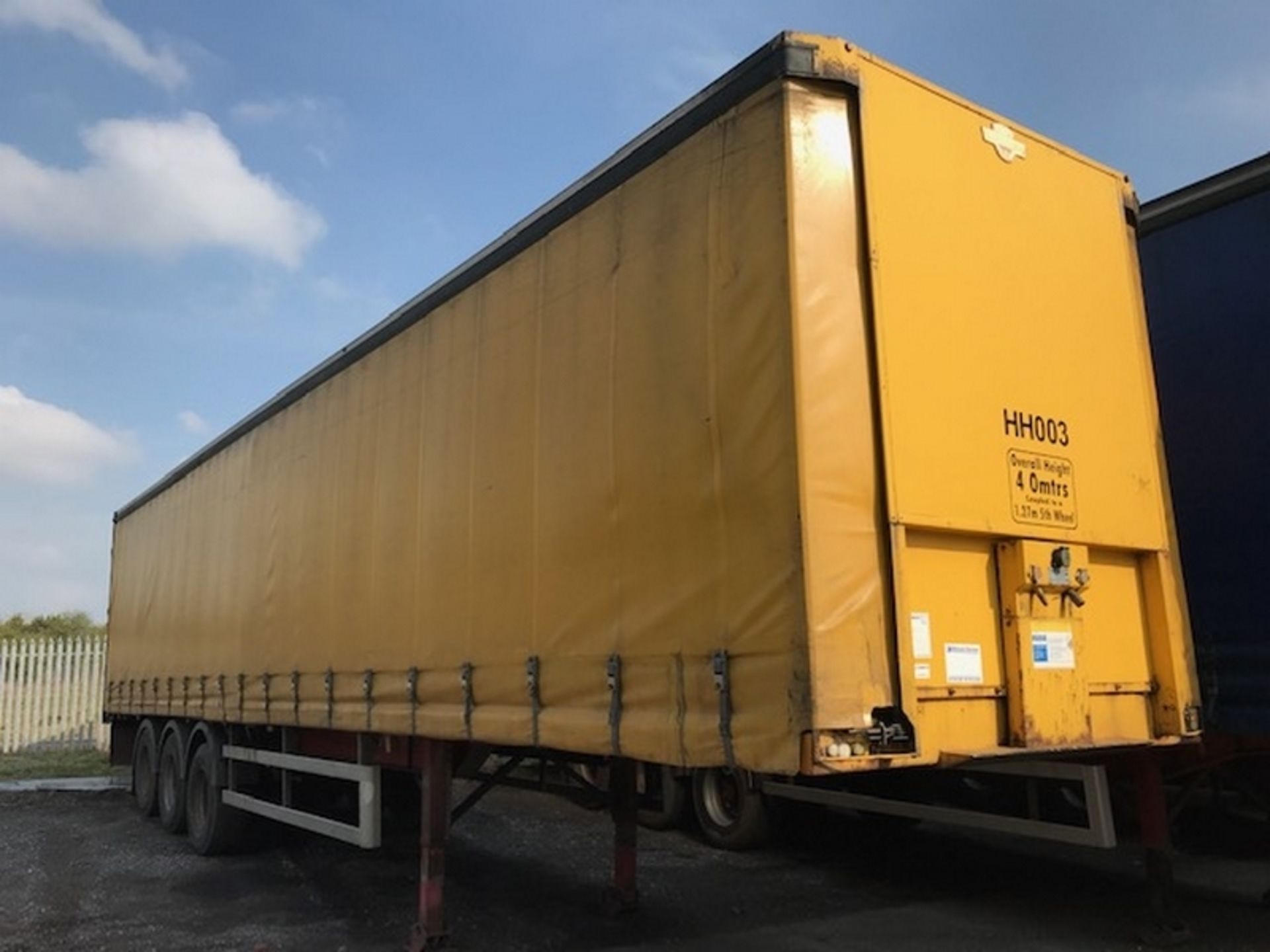 M&amp;G Curtainside Trailer Tri Axle - 50P21-1