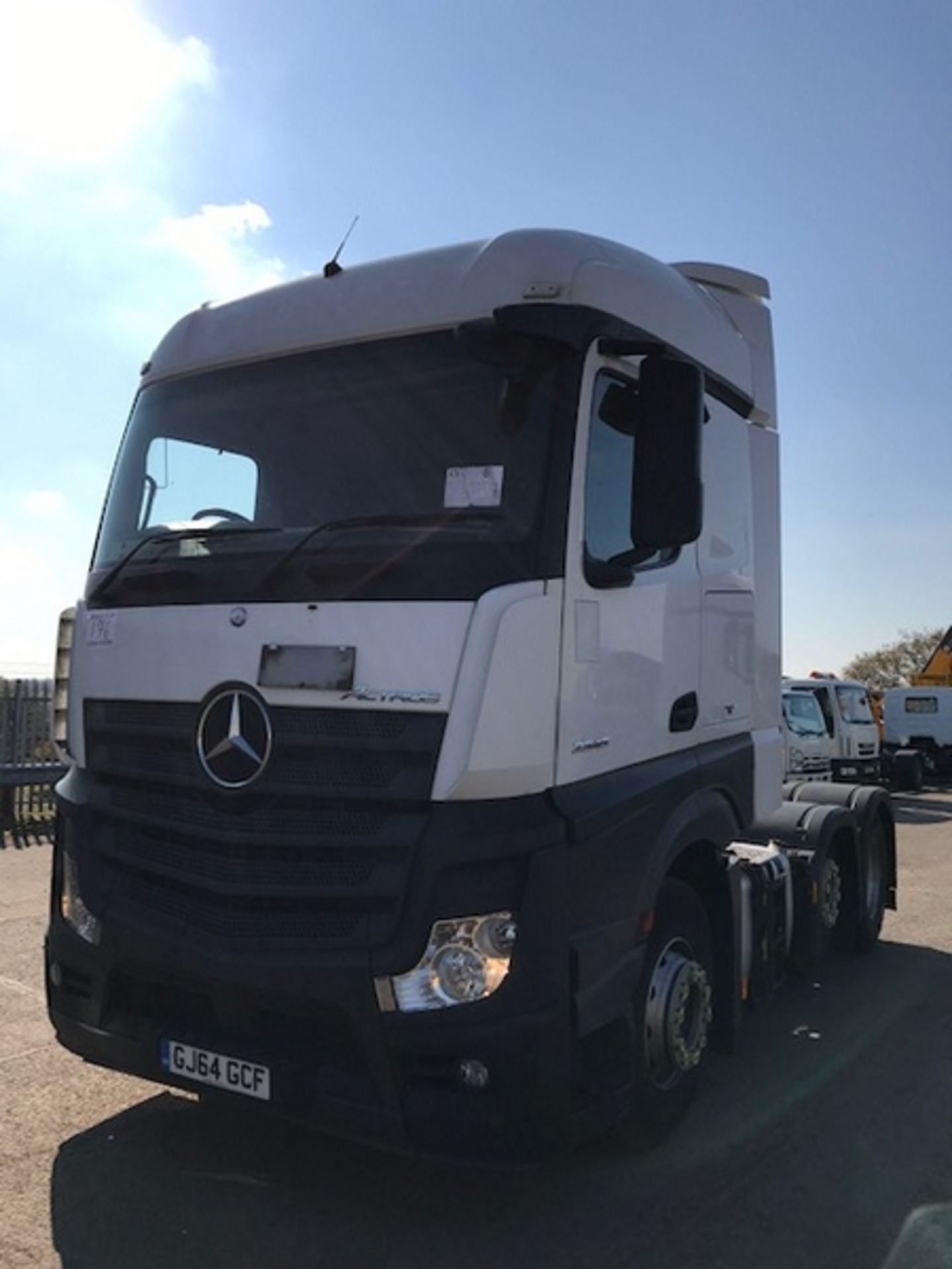 MERCEDES-BENZ ACTROS 2545 Bluetec 6 Midlift Tractor Unit 6x2 Diesel Automatic - GJ64GCF