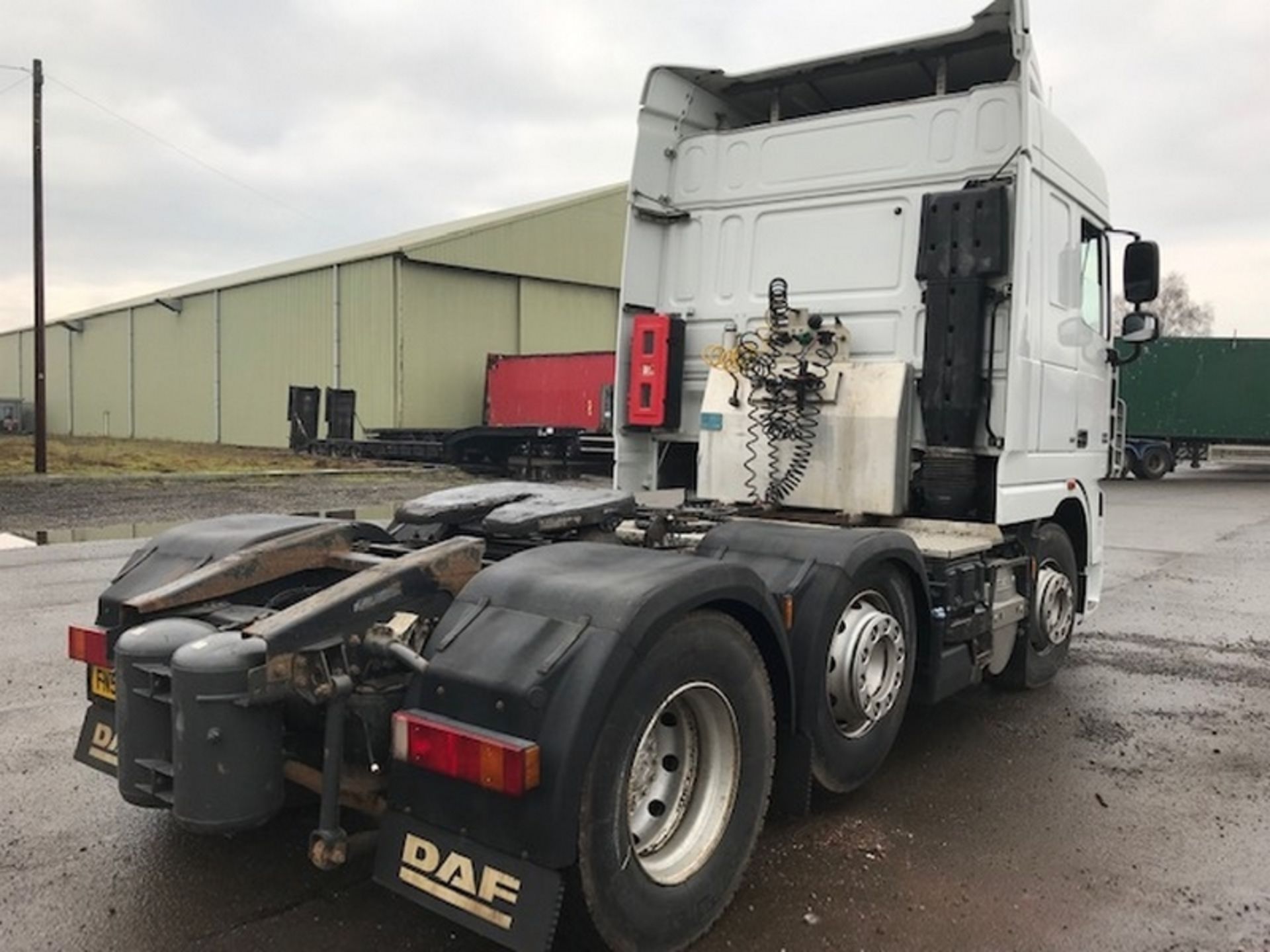 DAF XF105 460 Midlift Tractor Unit 6x2 Diesel Automatic - FN59MJO - Image 7 of 12