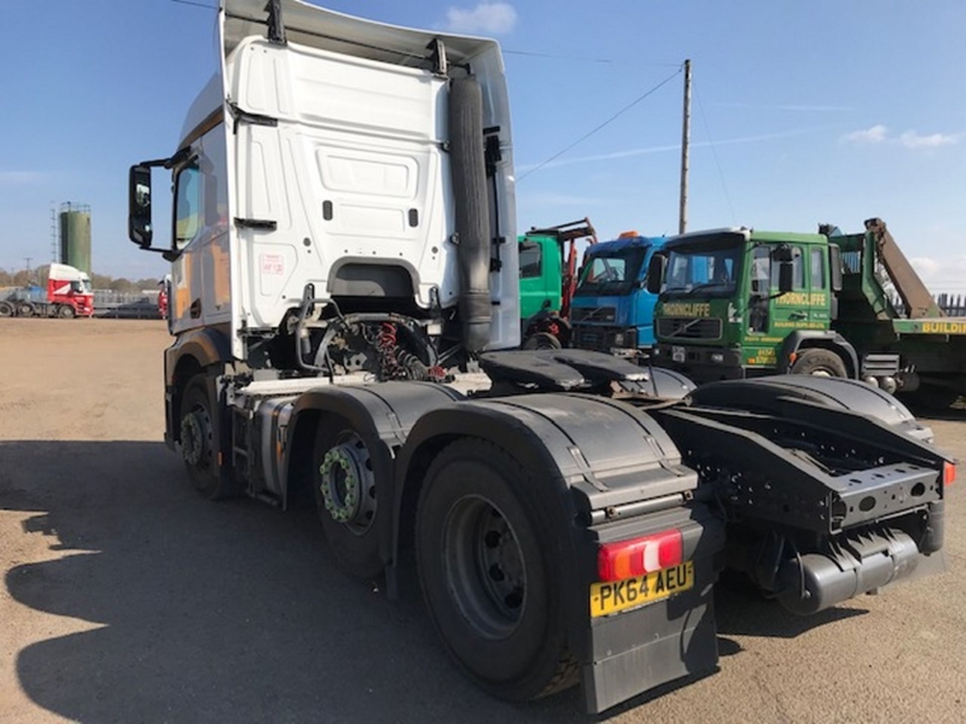 MERCEDES-BENZ ACTROS 2543 Bluetec 6 Midlift Tractor Unit 6x2 Diesel Automatic - PK64AEU - Image 4 of 7