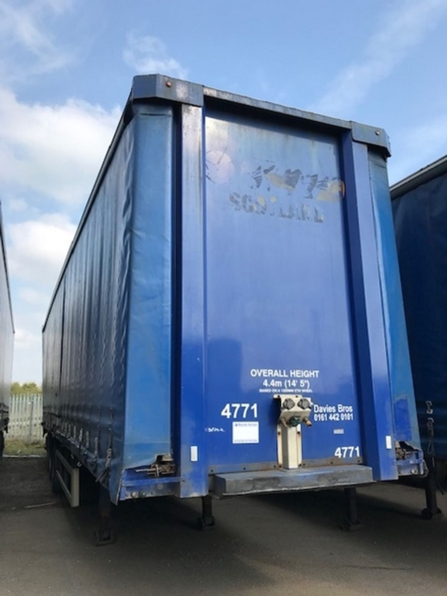 Overlander Curtainside Trailer Tri Axle - 50P24-4 - Image 2 of 4