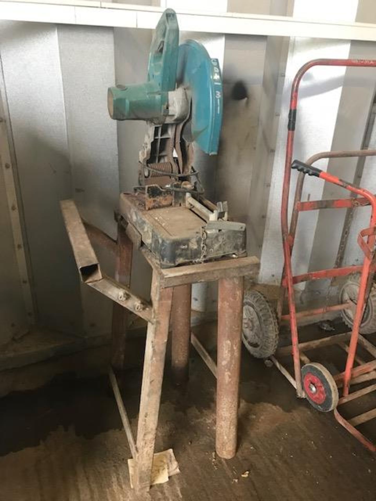 Makita Single Phase Chop Saw - c/w Stand