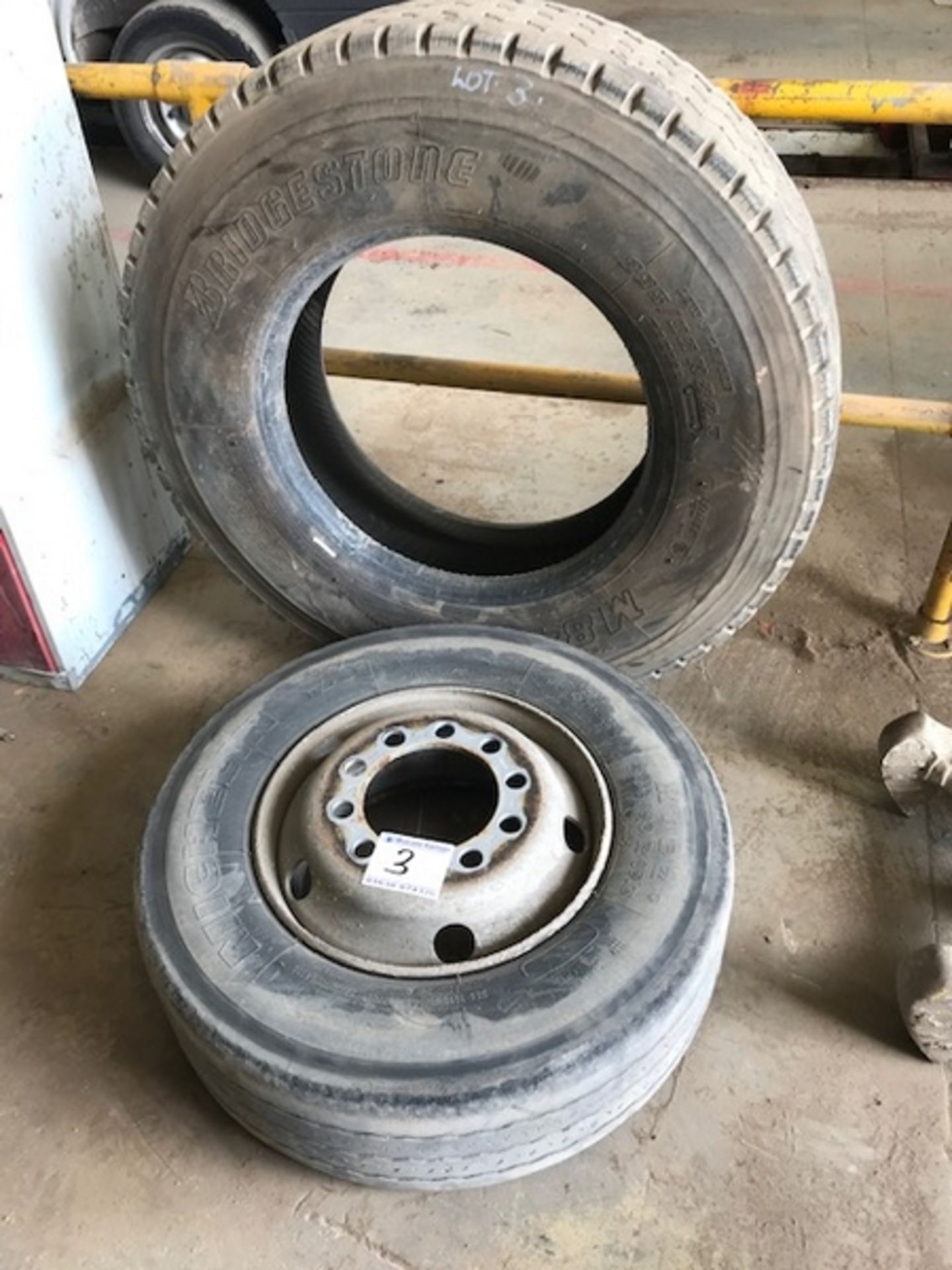 2 x Tyres + 1 x Rim