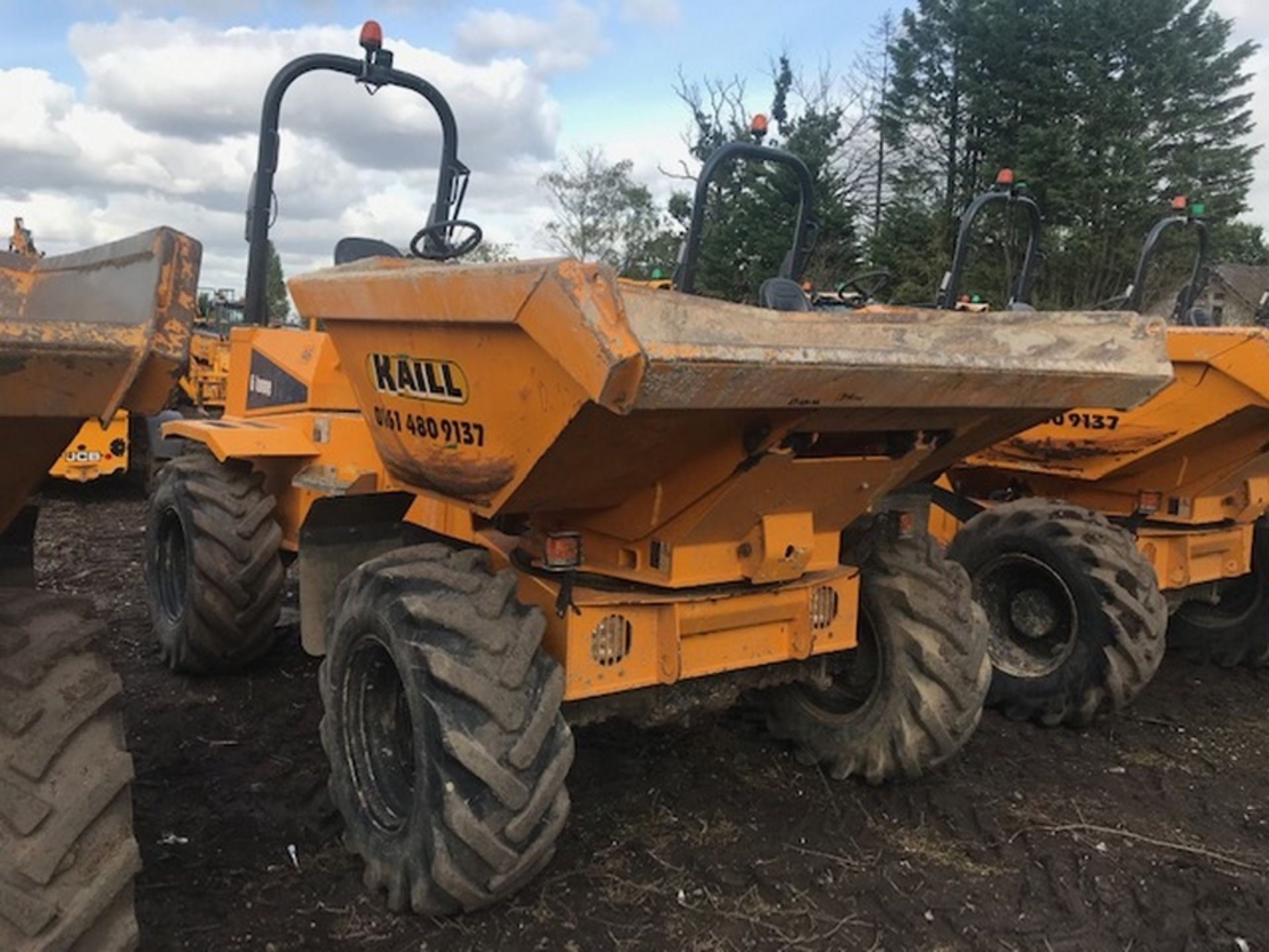 2015 Thwaites 6 tonne Dumper - Swivel Skip - Image 2 of 9