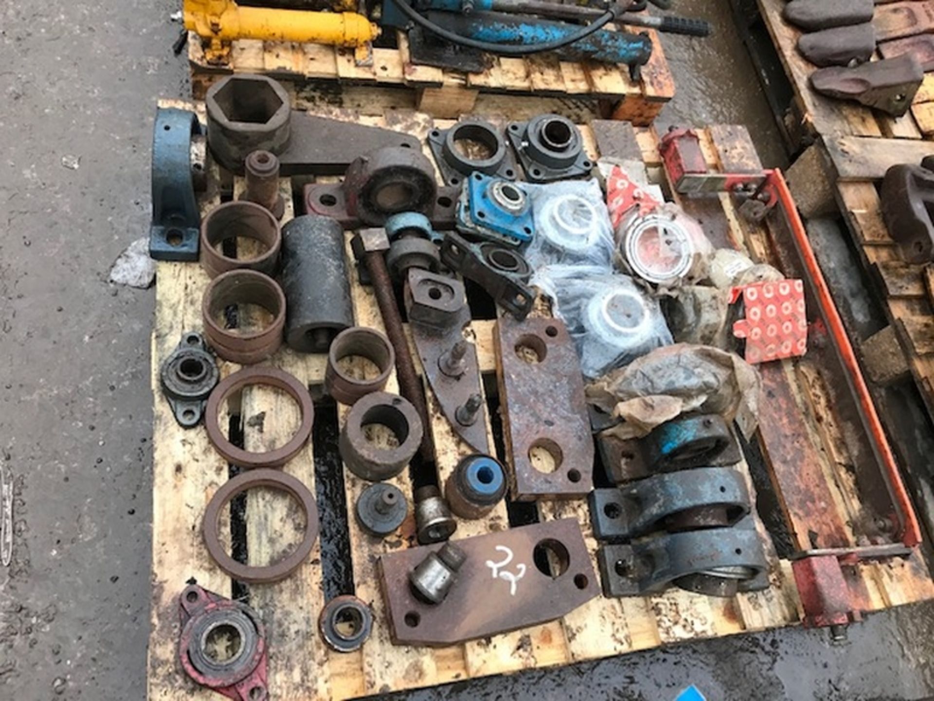 Pallet of Brackets &amp; Bearings - PL-57944