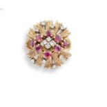 Bague "chardon" en métal doré brossé le motif central serti de diamants ronds [...]