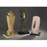 ÉCOLE MODERNE. Composition. Sculpture en bronze. Sur socle de marbre noir. H : 53,5 [...]