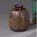 Clément MASSIER (1844-1917). Vase lustré à coulures. Signé et inscrit Golf Juan [...]