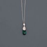 Chaîne et pendentif en or gris, 750 MM, orné d'un quartz vert en goutte pesant 3 [...]