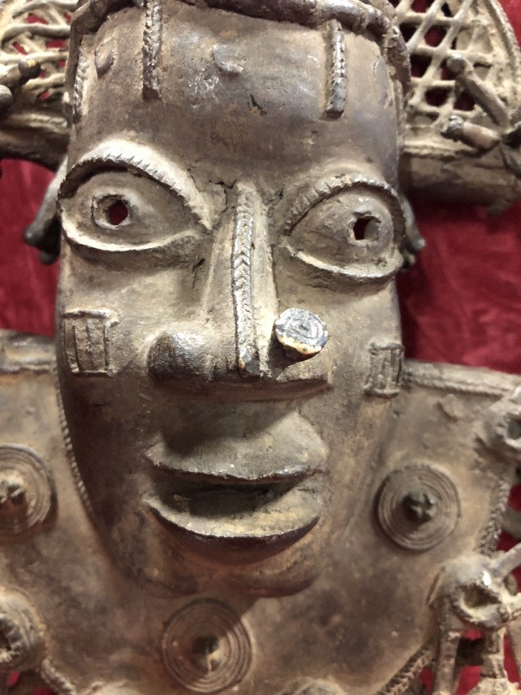 An African tribal hip mask (Nigeria) - rare fine example of an Owo bronze hip mask. - Image 2 of 3