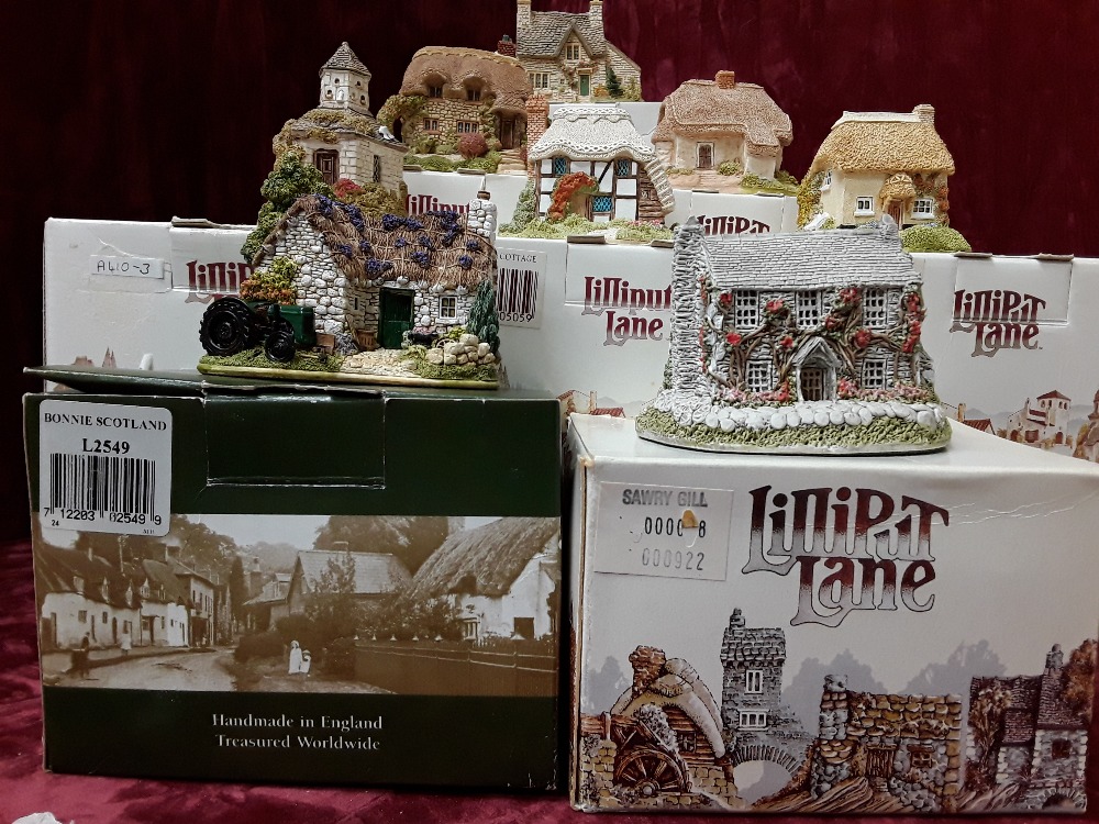 A collection of eight boxed Lilliput Lane cottages. - Image 3 of 3