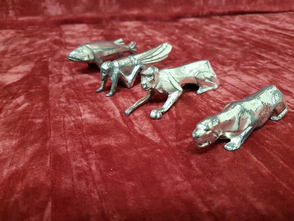 A set of eight Cubist white metal knife rests (Arts and Crafts). - Image 3 of 3