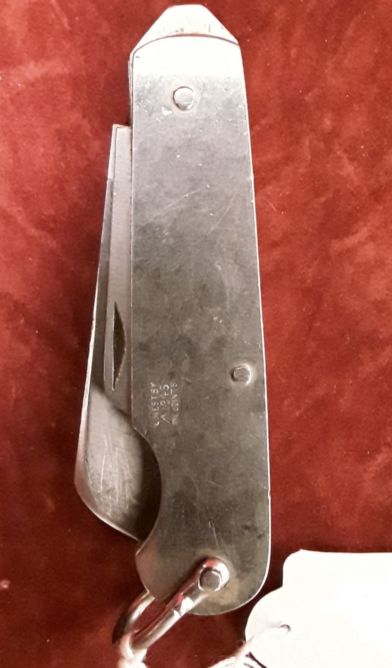A WW2 British Army penknife.