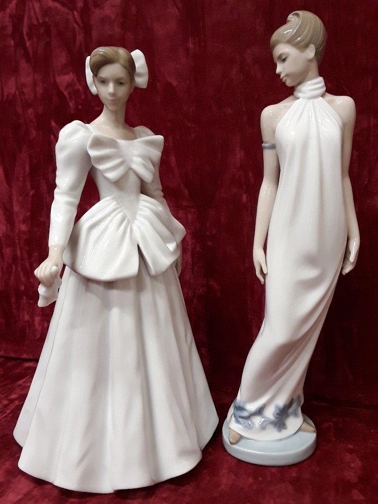 A pair of tall elegant Lladro figurines – both marked Nao Daisa 1994. - Image 2 of 4