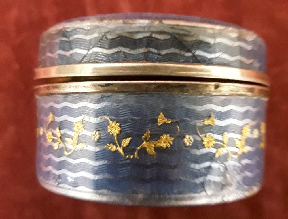 A possible silver gilt (mark rubbed) and enamel guilloche pill / trinket pot. - Image 4 of 7