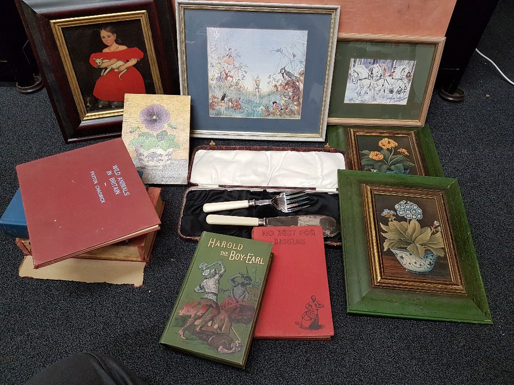 A box of mixed collectables
