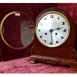 An Art Deco mantel clock with an unnamed mechanism and dial.