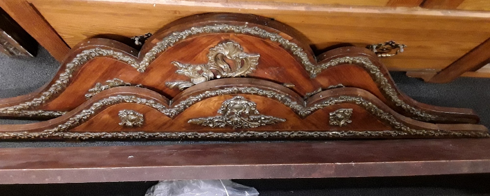 A French 18th Century style queen size bed. - Image 5 of 6