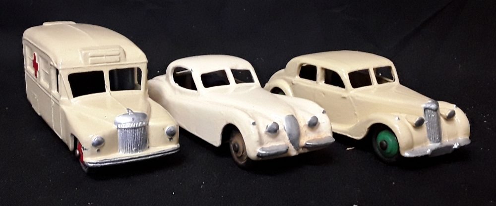 A large amount of Dinky diecast vehicles. - Image 3 of 9