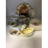 An assortment of mixed porcelain. Being sold on behalf of the Salvation Army