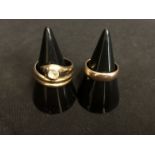 Two 9ct yellow gold rings.