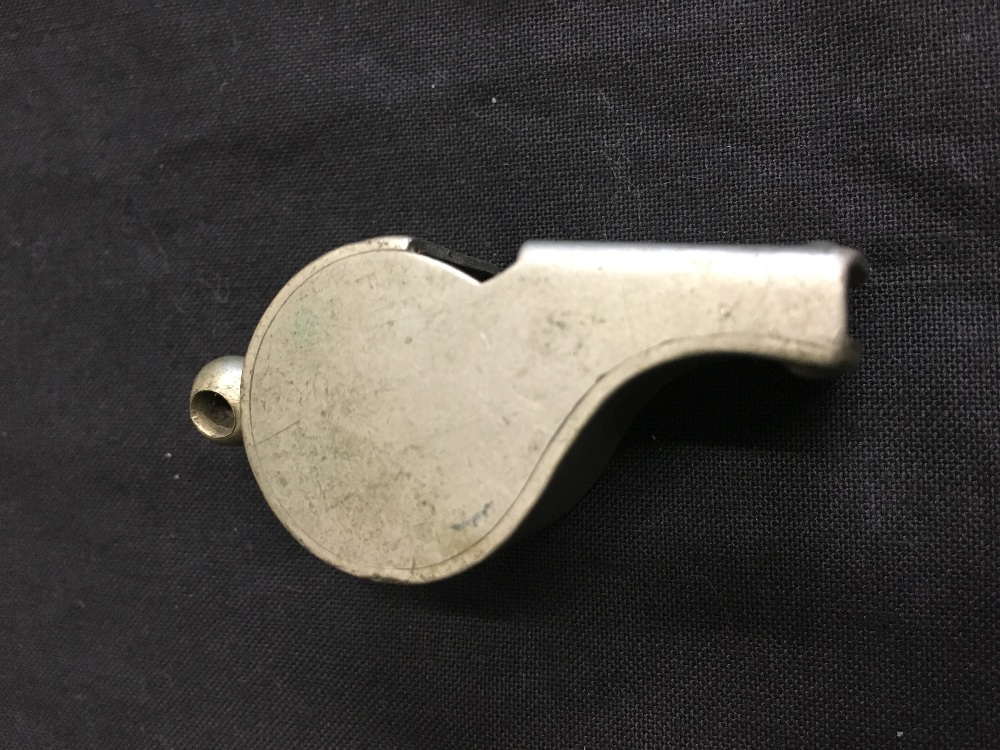 A whistle by J. Hudson & Co. of Birmingham dated 1915. - Image 2 of 3