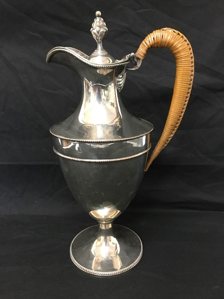 A silver plated claret jug together with a silver plated galleried tray. - Image 2 of 5